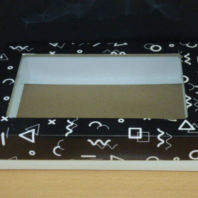 CAJA BOMBONES 1KG CON VISOR