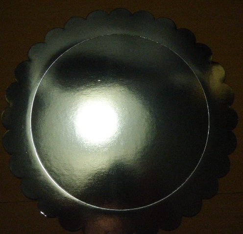 PLATO METALIZADO 34CM FLOR PLATA