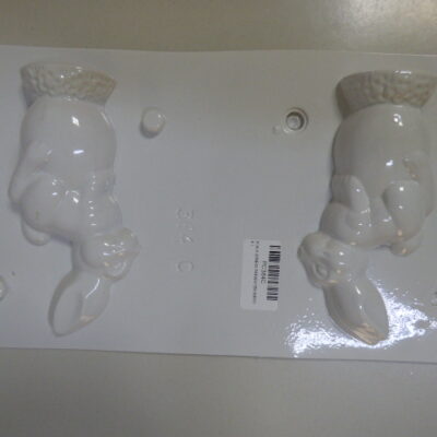 PLACA CONEJO PARADO EN HUEVO X 1