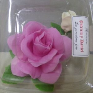 BOUQUET ROSA PORCELANA MAGENTA