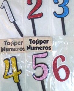 NUMERO PLASTICO CON GOMA EVA GIBRE