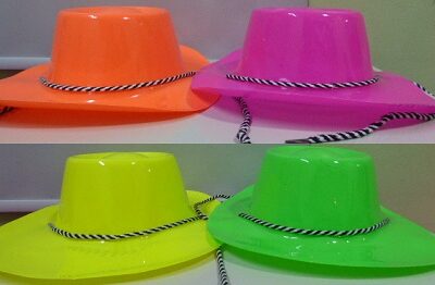 GORRO COWBOY PLASTICO FLUO CORDON X1