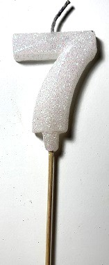 VELA NUMERO GIBRE BISELADA CON PALITO BLANCO 7