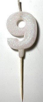 VELA NUMERO GIBRE BISELADA CON PALITO BLANCO 9