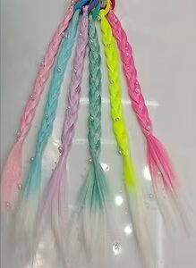 EXTENSION TRENZA CON PERLAS