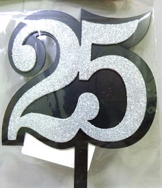 ADORNO PINCHE PLASTICO 25 AÑOS