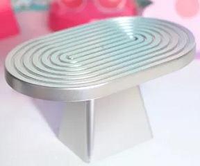 BASE METALIZADA CON PIE OVALADA