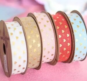 CINTA ORGANZA CON CORAZON X 10MTS.