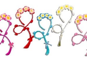 VINCHA FLORES GOMA EVA CON TRENZA