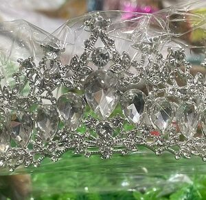 TIARA METAL CON STRASS Y PIEDRAS