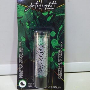 MAQUILLAJE LABIAL VERDE