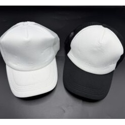 GORRA TRUCKER BLANCA Y NEGRA