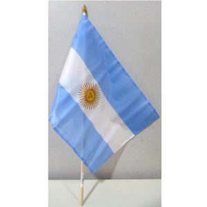 BANDERA ARGENTINA CON PALO MADERA 45X30