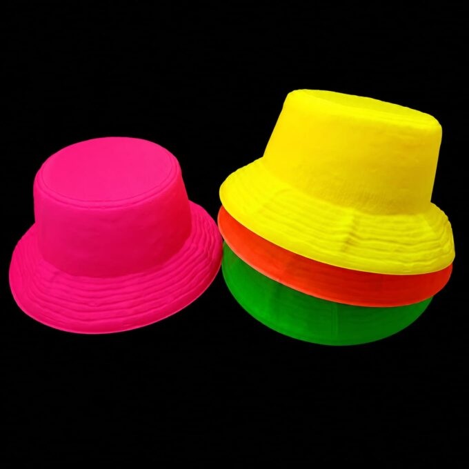 GORRO PILUSO PLASTICO FLUO