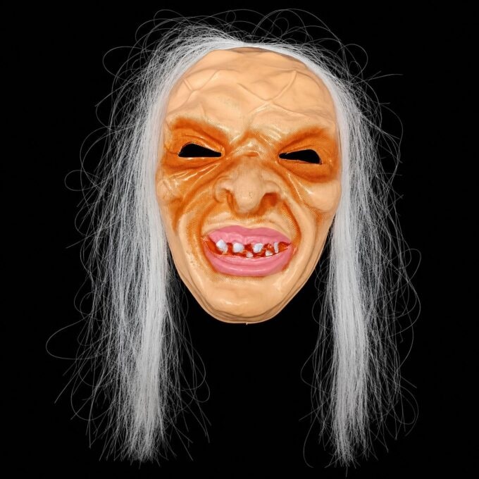CARETA WRONG TURN CON PELO
