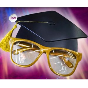 ANTEOJO EGRESADO PLASTICO CON GORRO